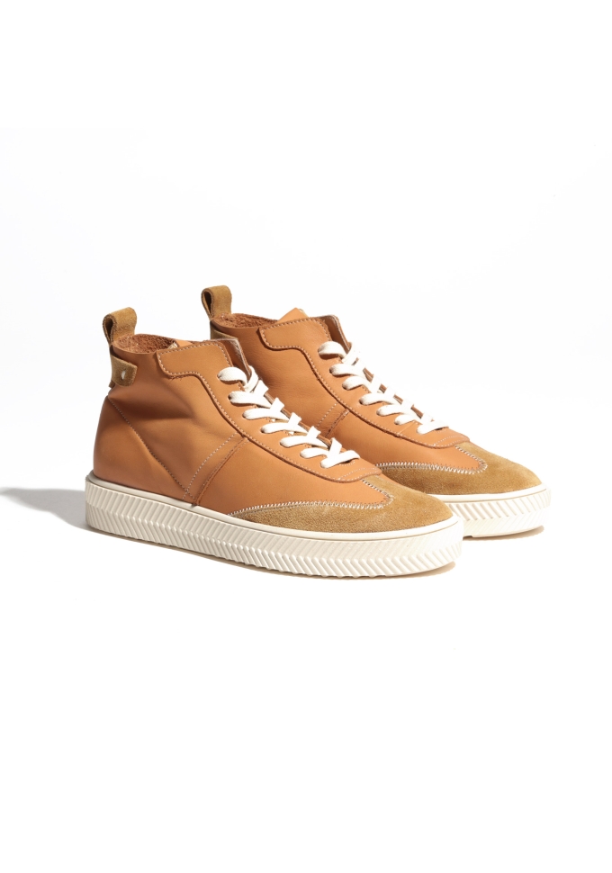 Sneakers COURSIVE camel